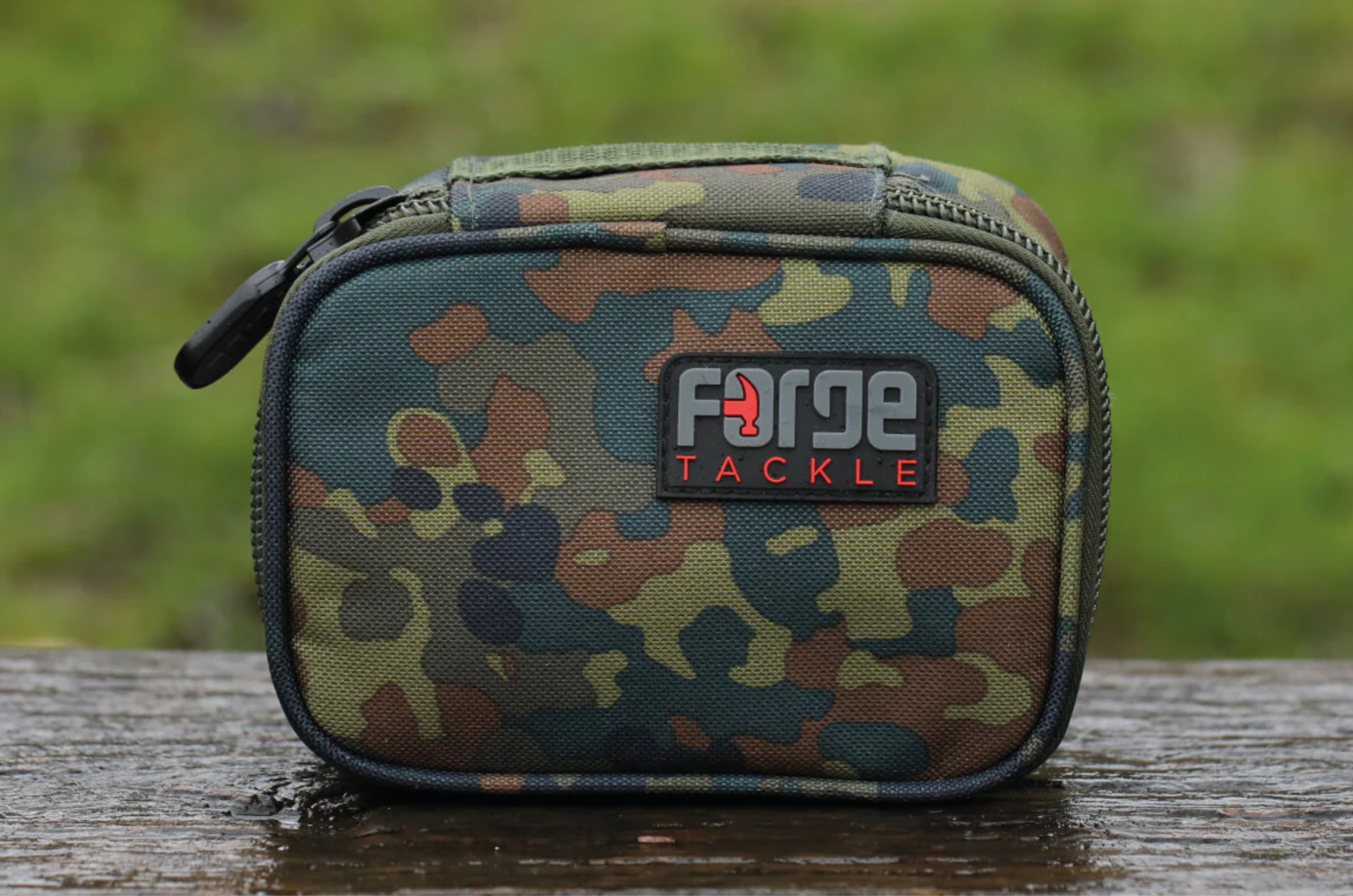 Forge Tackle FTR Camo Easy Pouch M